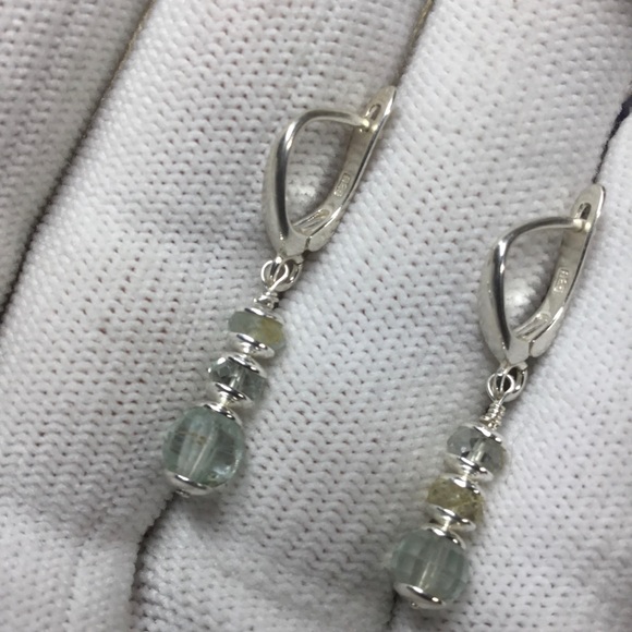 Minimalist Aquamarine And Sterling Silver Earrings - Picture 8 of 8